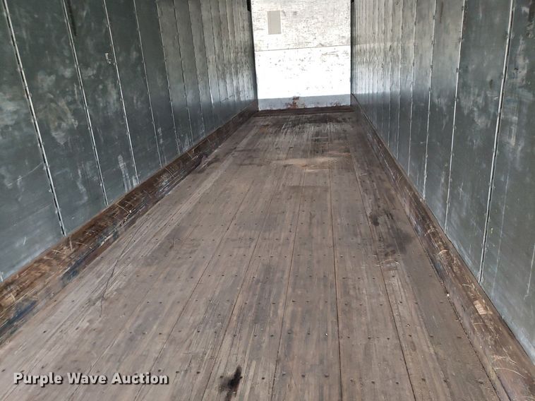 image for item LT9768 2005 Great Dane  dry van trailer