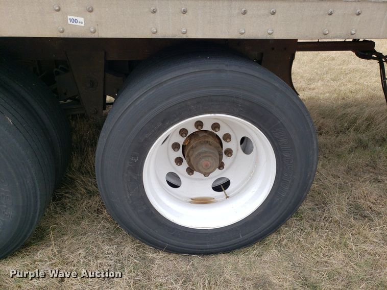 image for item LT9768 2005 Great Dane  dry van trailer