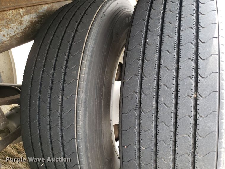 image for item LT9768 2005 Great Dane  dry van trailer