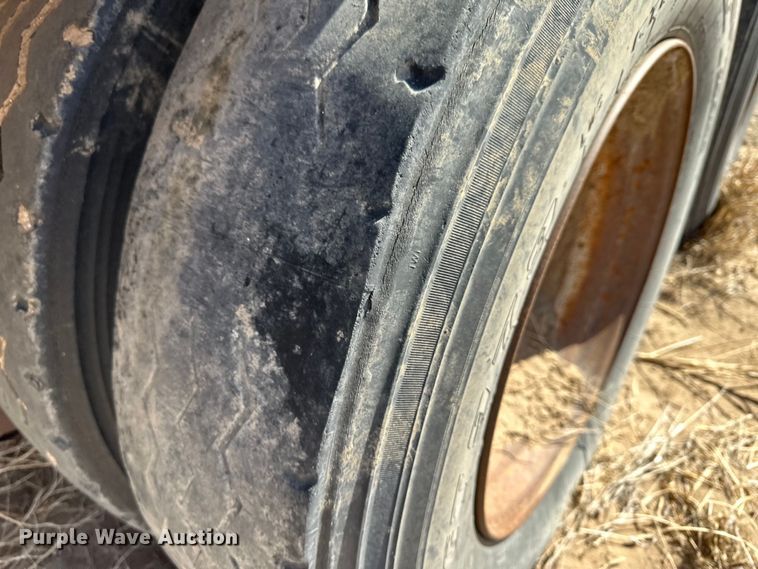 image for item LU9612 2001 Eagle EV-130  tank trailer