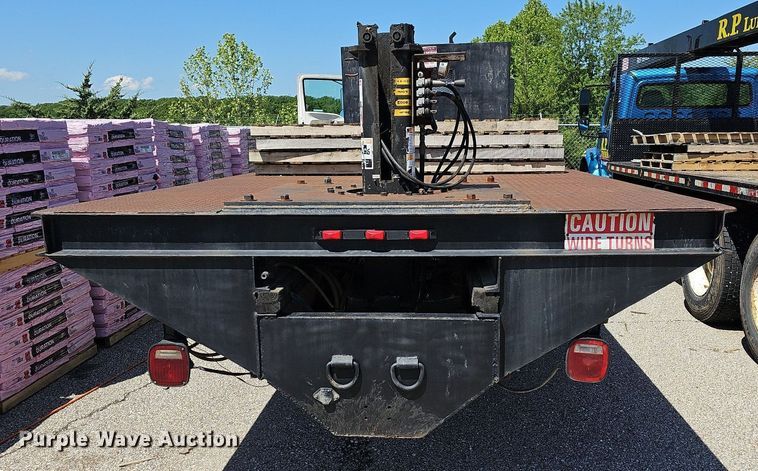 image for item LW9610 1998 Ford L8501  flatbed truck