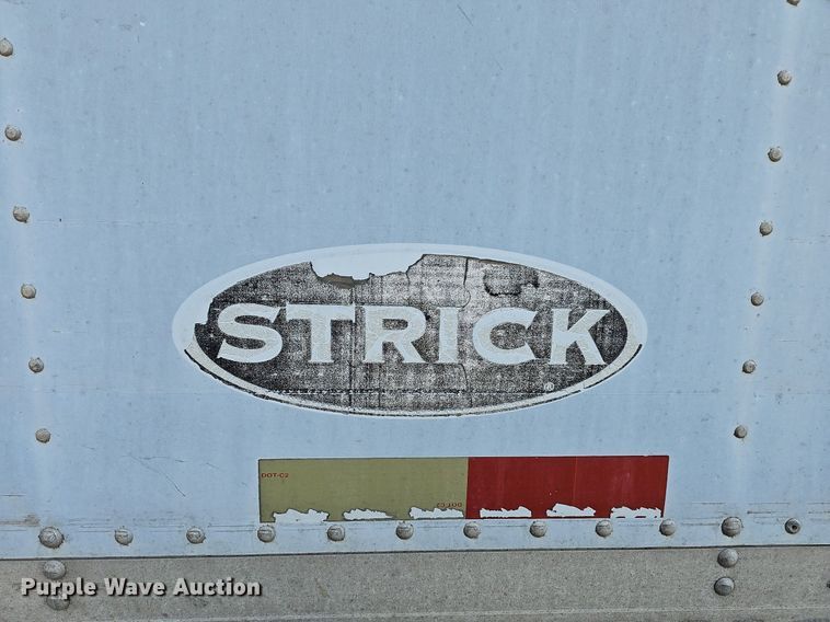 image for item LW9614 1999 Strick  dry van trailer