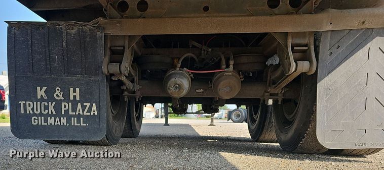 image for item LW9614 1999 Strick  dry van trailer