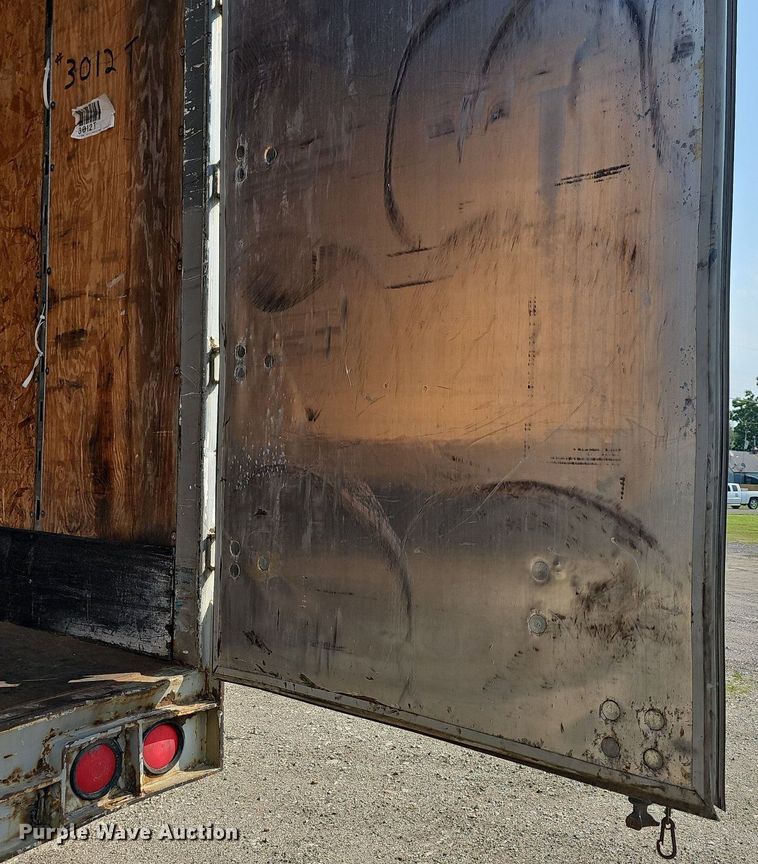 image for item LW9614 1999 Strick  dry van trailer