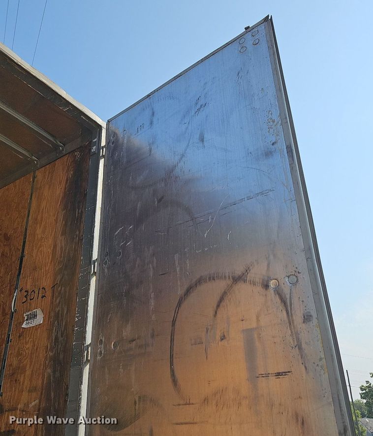 image for item LW9614 1999 Strick  dry van trailer