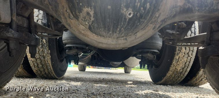 image for item LX9554 2013 International ProStar  semi truck