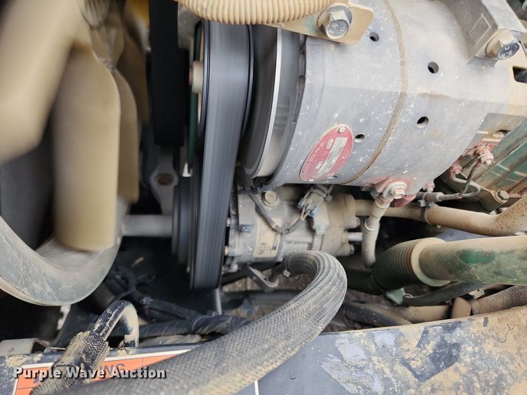 image for item LX9585 2014 Volvo VNL  semi truck