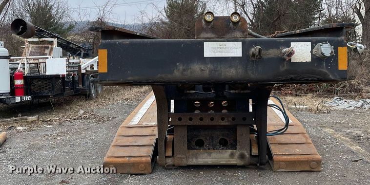 image for item MA9821 2003 Fontaine TH55  lowboy equipment trailer