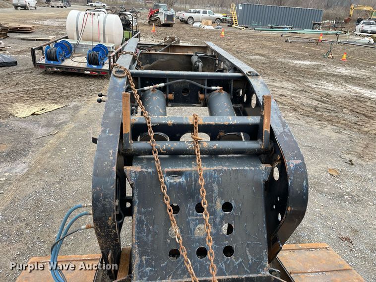 image for item MA9821 2003 Fontaine TH55  lowboy equipment trailer