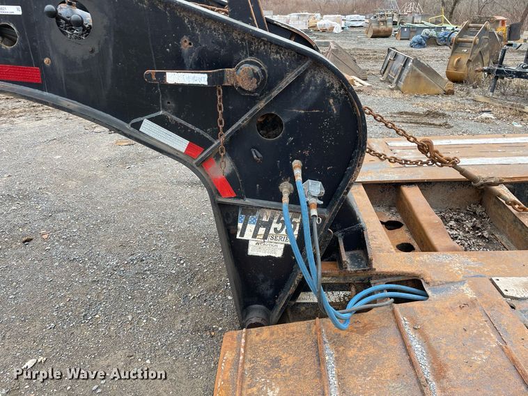 image for item MA9821 2003 Fontaine TH55  lowboy equipment trailer