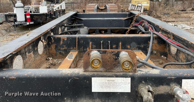 image for item MA9821 2003 Fontaine TH55  lowboy equipment trailer