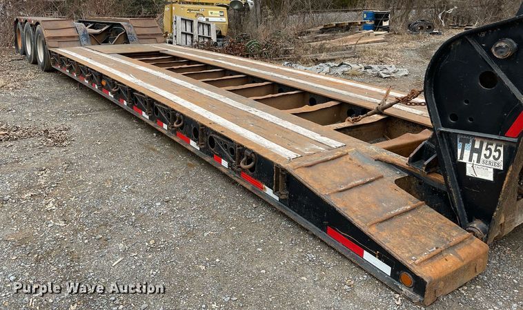 image for item MA9821 2003 Fontaine TH55  lowboy equipment trailer