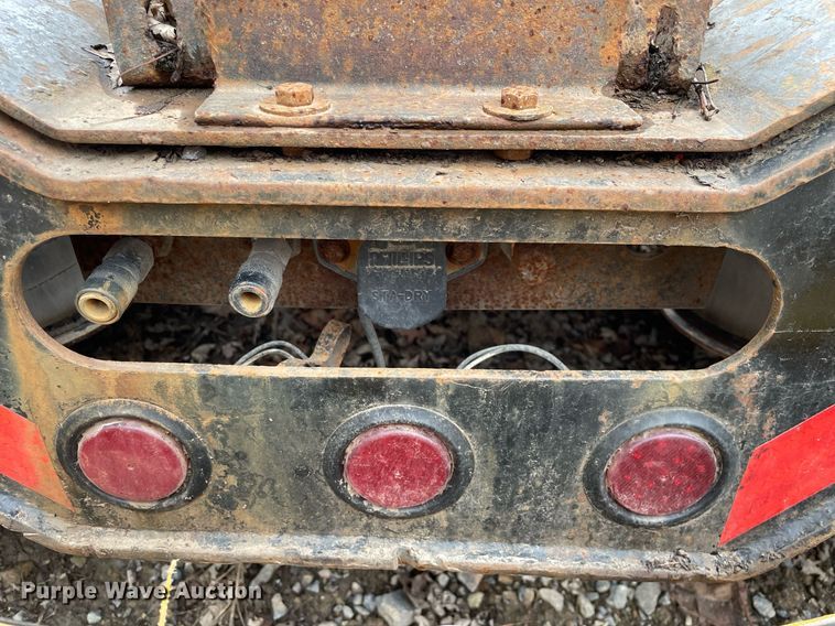 image for item MA9821 2003 Fontaine TH55  lowboy equipment trailer