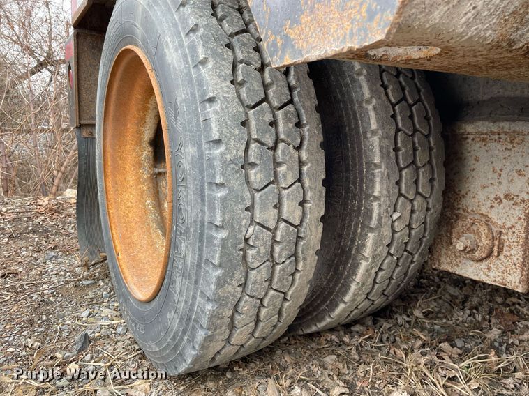 image for item MA9821 2003 Fontaine TH55  lowboy equipment trailer