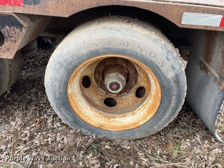 image for item MA9821 2003 Fontaine TH55  lowboy equipment trailer