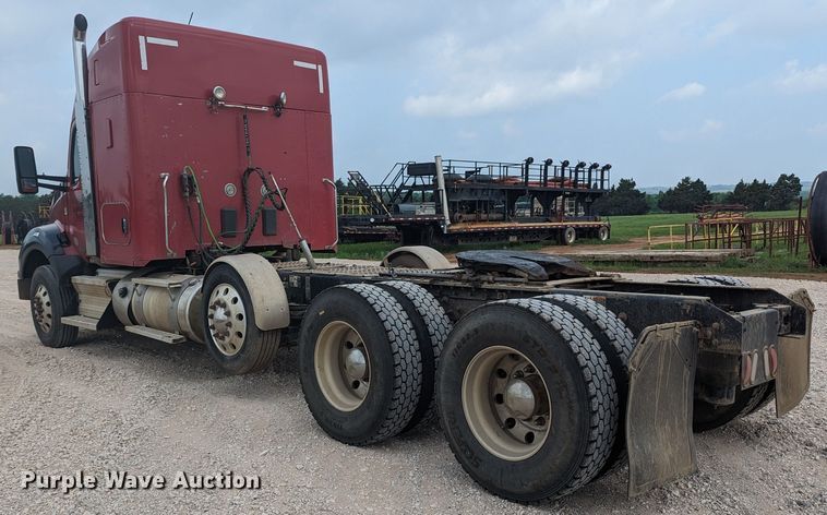 image for item MO9019 2018 Kenworth T880  semi truck