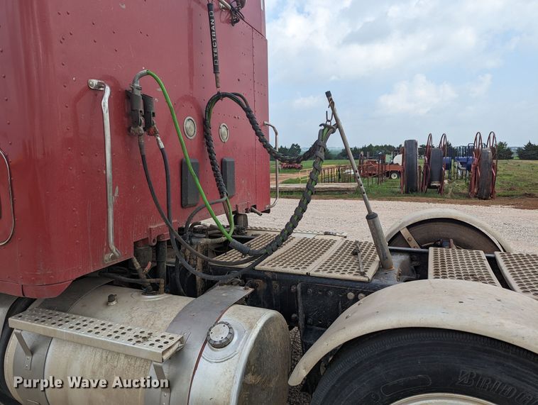 image for item MO9019 2018 Kenworth T880  semi truck