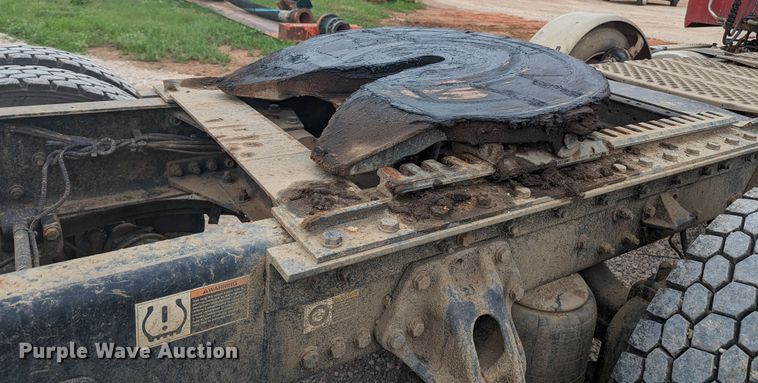 image for item MO9019 2018 Kenworth T880  semi truck