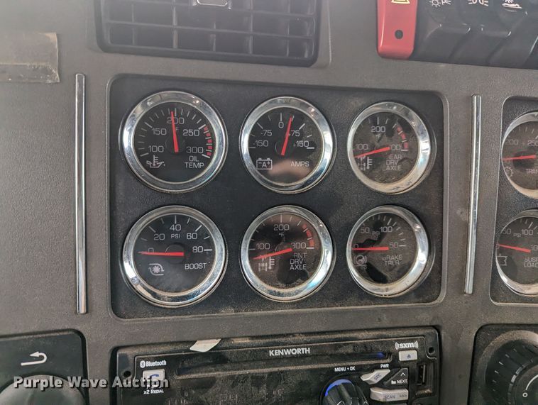 image for item MO9019 2018 Kenworth T880  semi truck