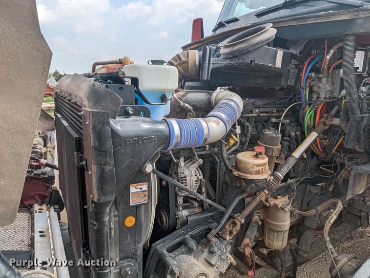 image for item MO9019 2018 Kenworth T880  semi truck