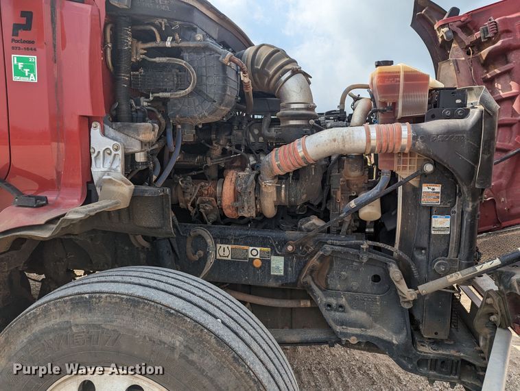 image for item MO9019 2018 Kenworth T880  semi truck