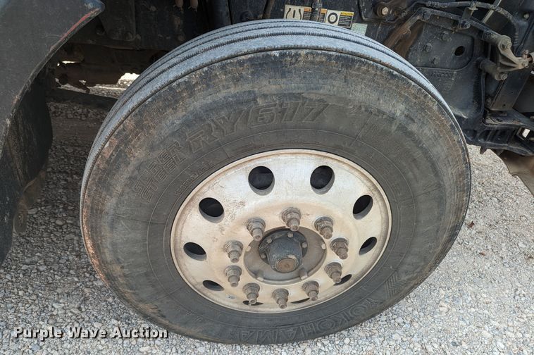 image for item MO9019 2018 Kenworth T880  semi truck