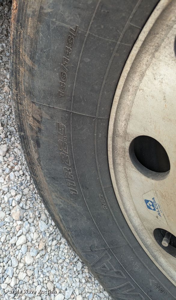 image for item MO9019 2018 Kenworth T880  semi truck