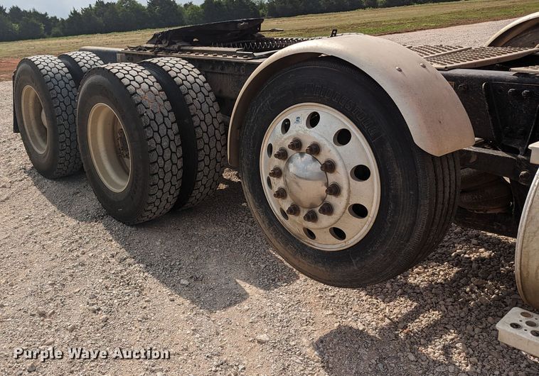 image for item MO9019 2018 Kenworth T880  semi truck