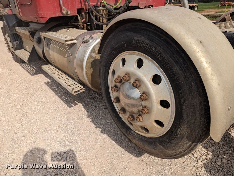 image for item MO9019 2018 Kenworth T880  semi truck