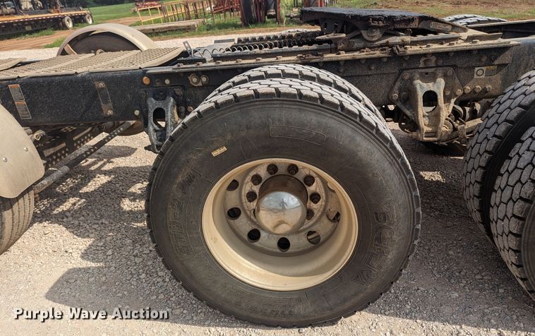 image for item MO9019 2018 Kenworth T880  semi truck