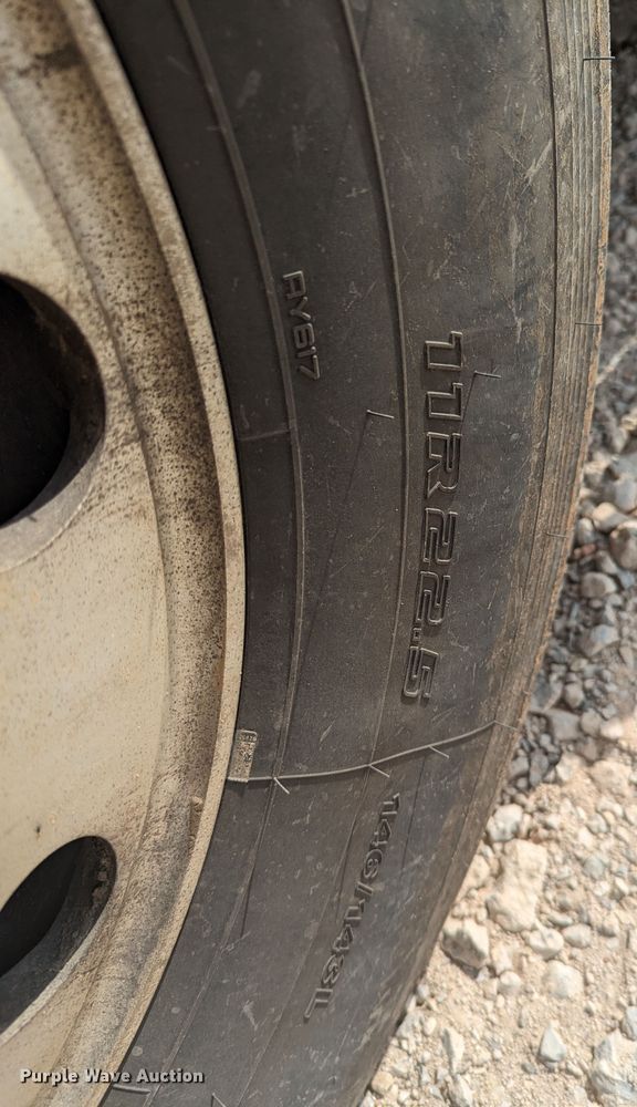 image for item MO9019 2018 Kenworth T880  semi truck