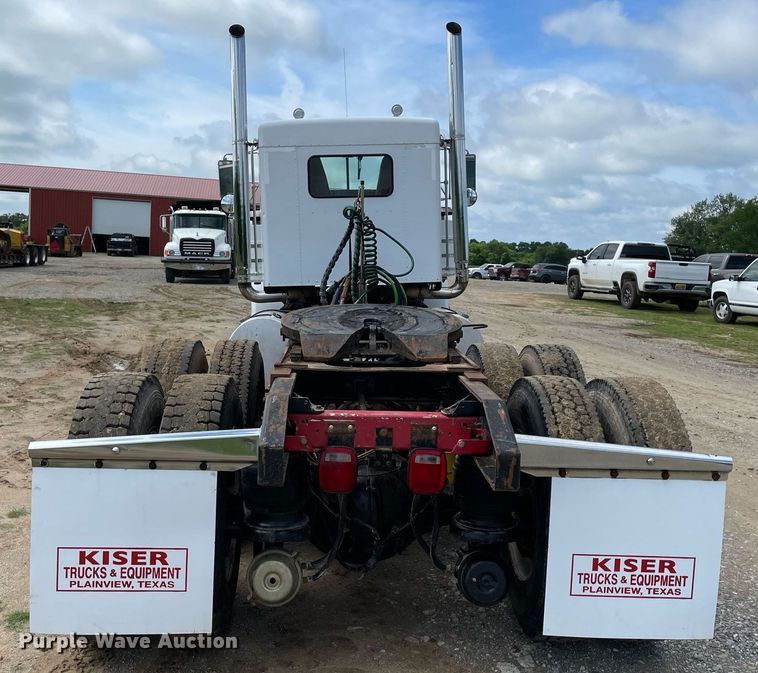 image for item MR9080 1992 Kenworth W900  semi truck