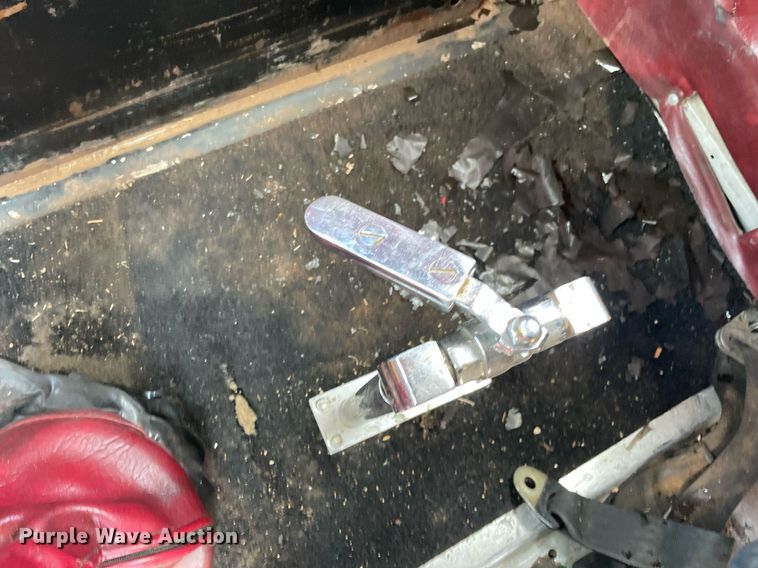 image for item MR9080 1992 Kenworth W900  semi truck