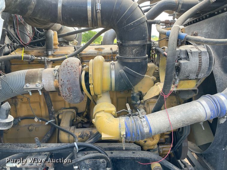 image for item MR9080 1992 Kenworth W900  semi truck