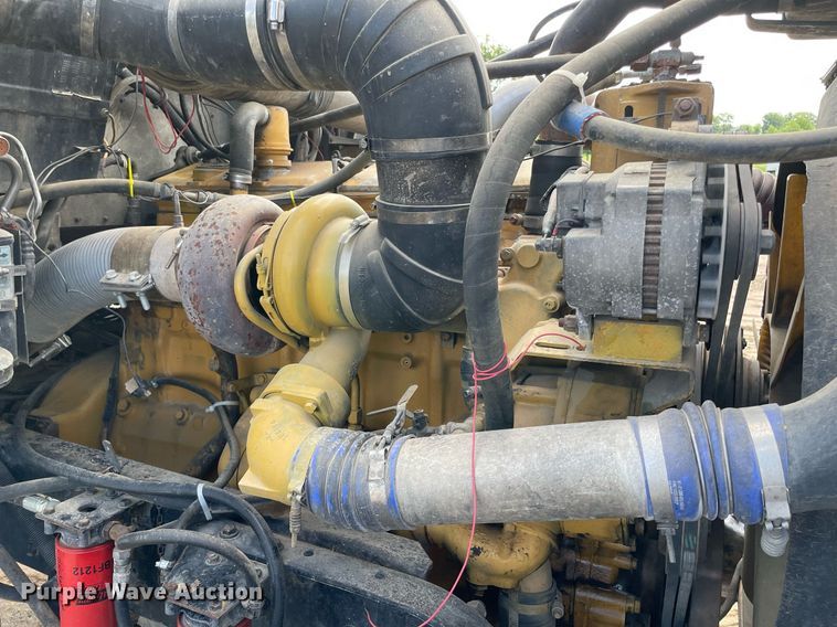 image for item MR9080 1992 Kenworth W900  semi truck