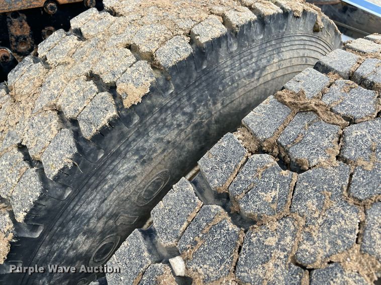 image for item MR9080 1992 Kenworth W900  semi truck