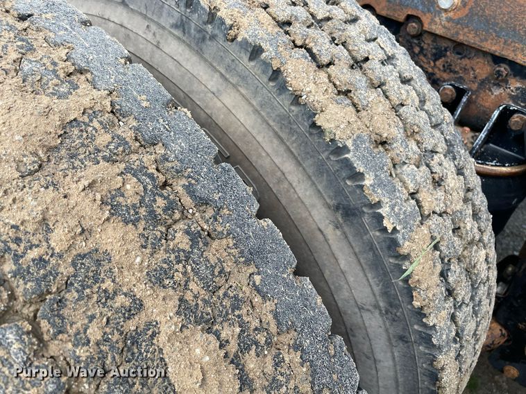 image for item MR9080 1992 Kenworth W900  semi truck