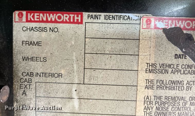 image for item MR9080 1992 Kenworth W900  semi truck