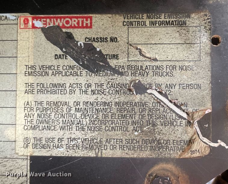 image for item MR9080 1992 Kenworth W900  semi truck