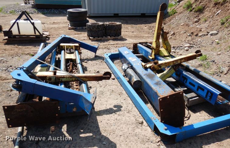 image for item AF9706 (2) two post automotive lift