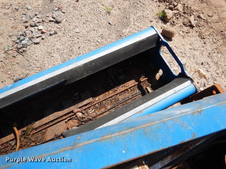 image for item AF9706 (2) two post automotive lift