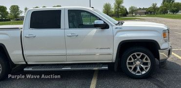 image for item AF9724 2015 GMC Sierra 1500 SLT  Crew Cab pickup truck