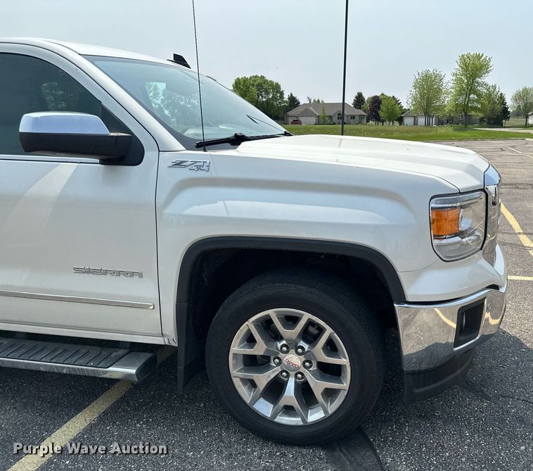 image for item AF9724 2015 GMC Sierra 1500 SLT  Crew Cab pickup truck