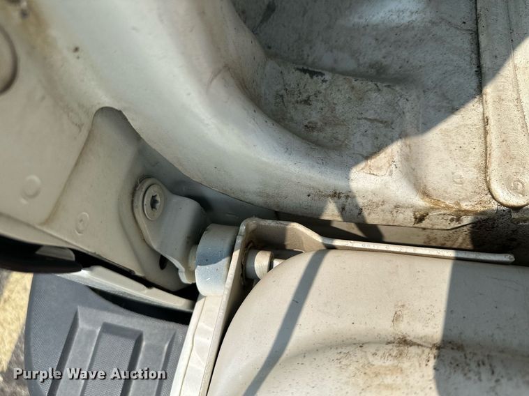 image for item AF9724 2015 GMC Sierra 1500 SLT  Crew Cab pickup truck