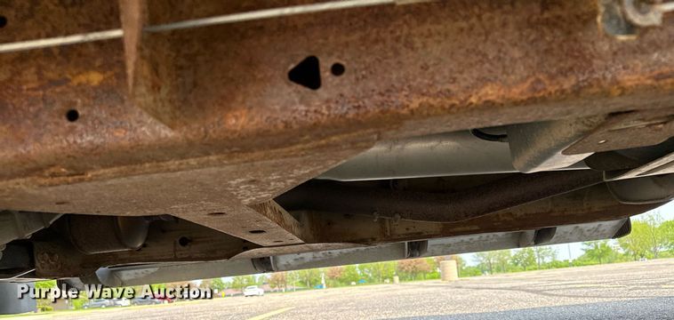 image for item AF9724 2015 GMC Sierra 1500 SLT  Crew Cab pickup truck