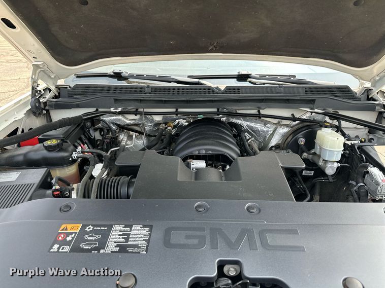 image for item AF9724 2015 GMC Sierra 1500 SLT  Crew Cab pickup truck