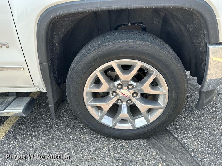 image for item AF9724 2015 GMC Sierra 1500 SLT  Crew Cab pickup truck