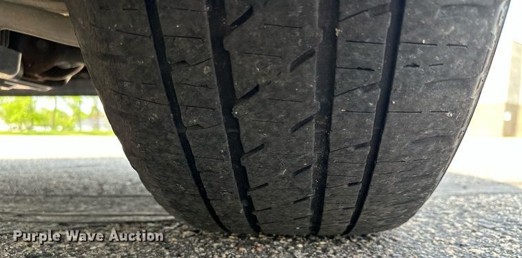 image for item AF9724 2015 GMC Sierra 1500 SLT  Crew Cab pickup truck