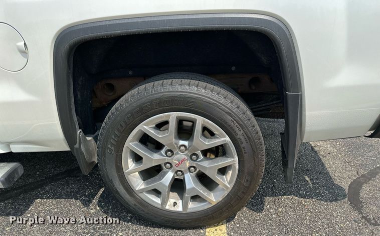 image for item AF9724 2015 GMC Sierra 1500 SLT  Crew Cab pickup truck