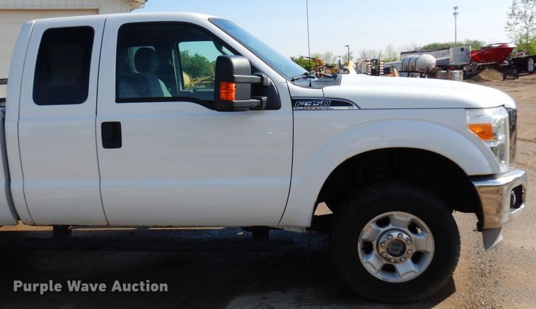 image for item AF9730 2012 Ford F350 Super Duty XLT  SuperCab pickup truck